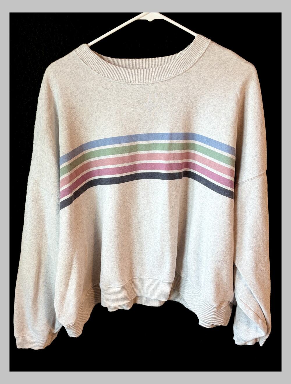 American Eagle Women’s Medium Soft Oversized Striped Sweatshirt Pullover